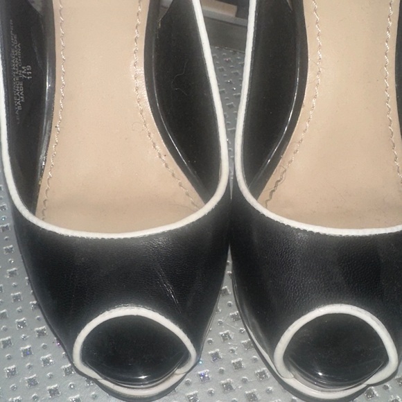 Guess Black and White Peep Toe Heels - Picture 6 of 10
